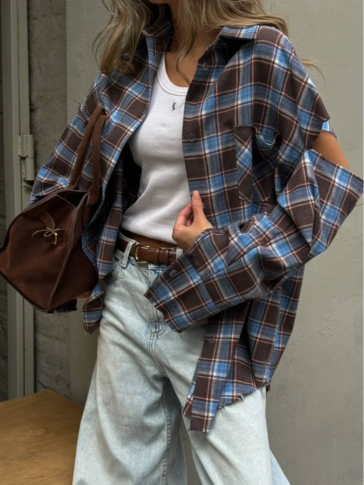 Fashion Checkered Pattern Shirts Women Elegant Lapel Long Sleeve Single Breasted Pocket Loose Top 2025 Daily Street Outerwear