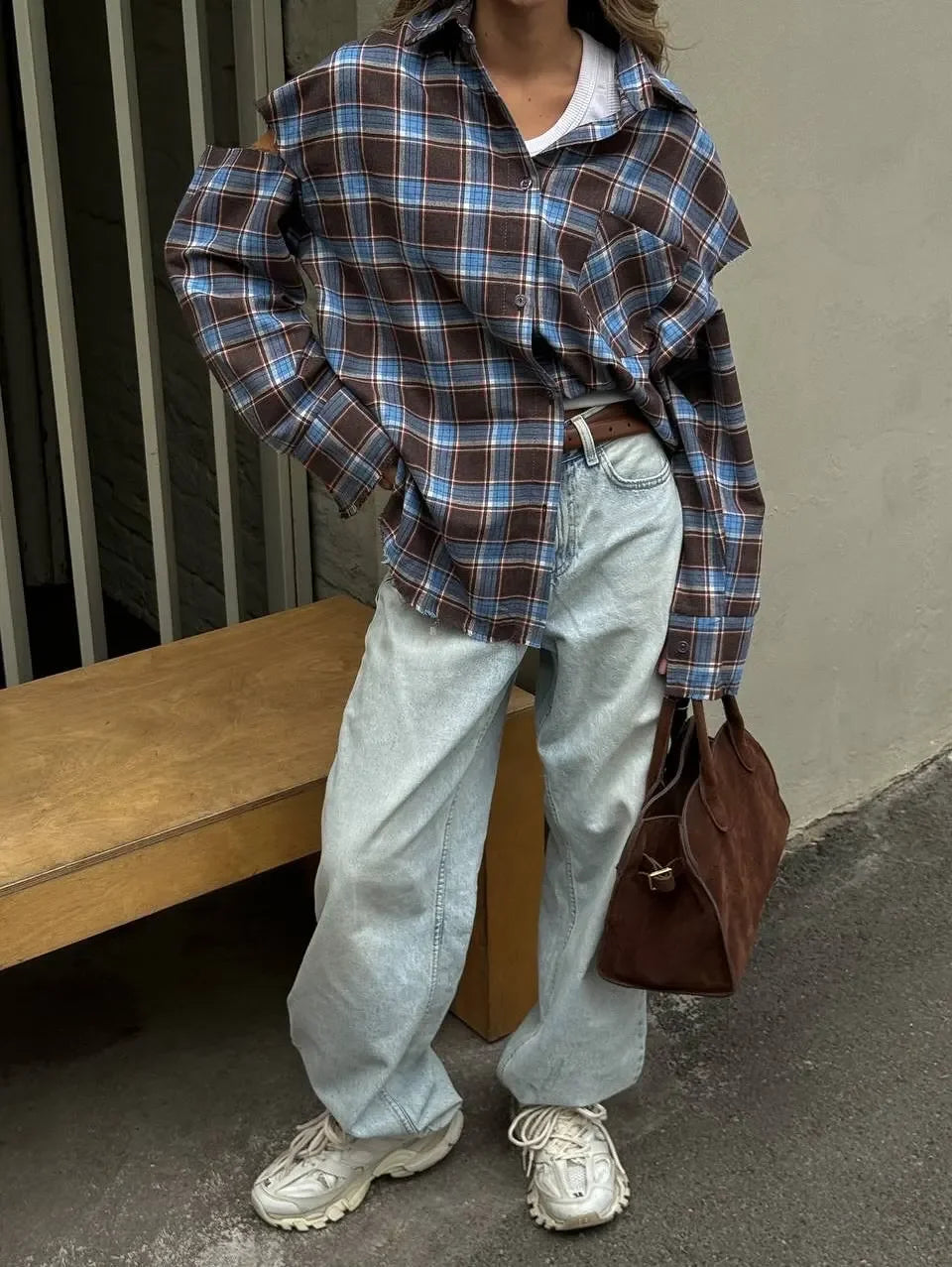 Fashion Checkered Pattern Shirts Women Elegant Lapel Long Sleeve Single Breasted Pocket Loose Top 2025 Daily Street Outerwear